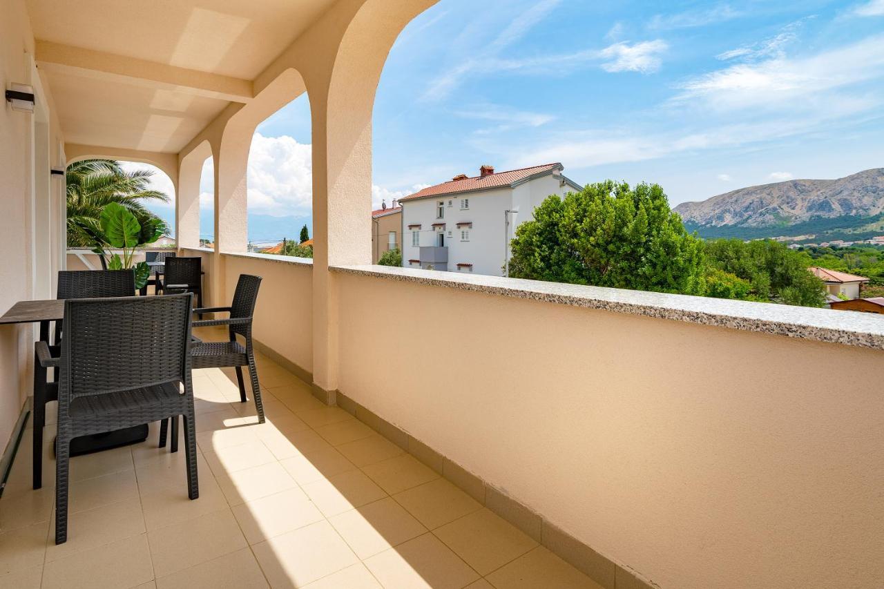 Apartments Gerta With Terrace Башка Экстерьер фото